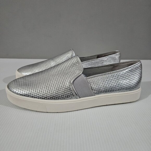 Vince Blair Slip On Sneaker Size 10 Silver Leather Perforated Platform Loafer - Picture 1 of 14